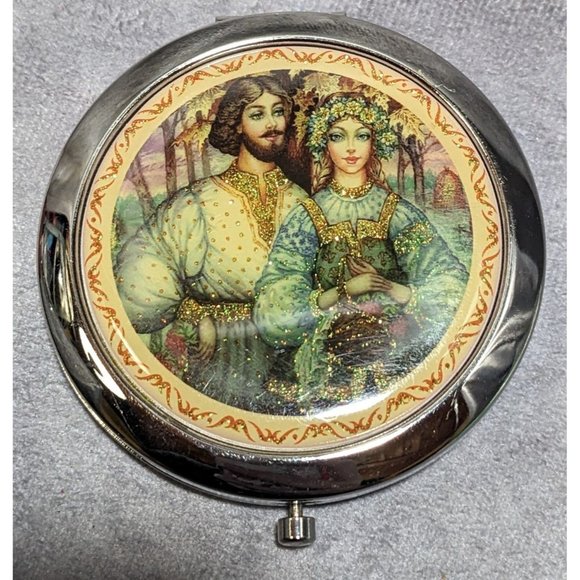 Vintage Cindy Russian Couple Double Compact Mirror - Picture 6 of 8